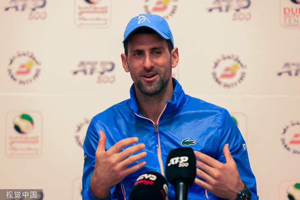  德约科维奇官方宣布表现优异新规，雄鹿引发争议！气势如虹延续